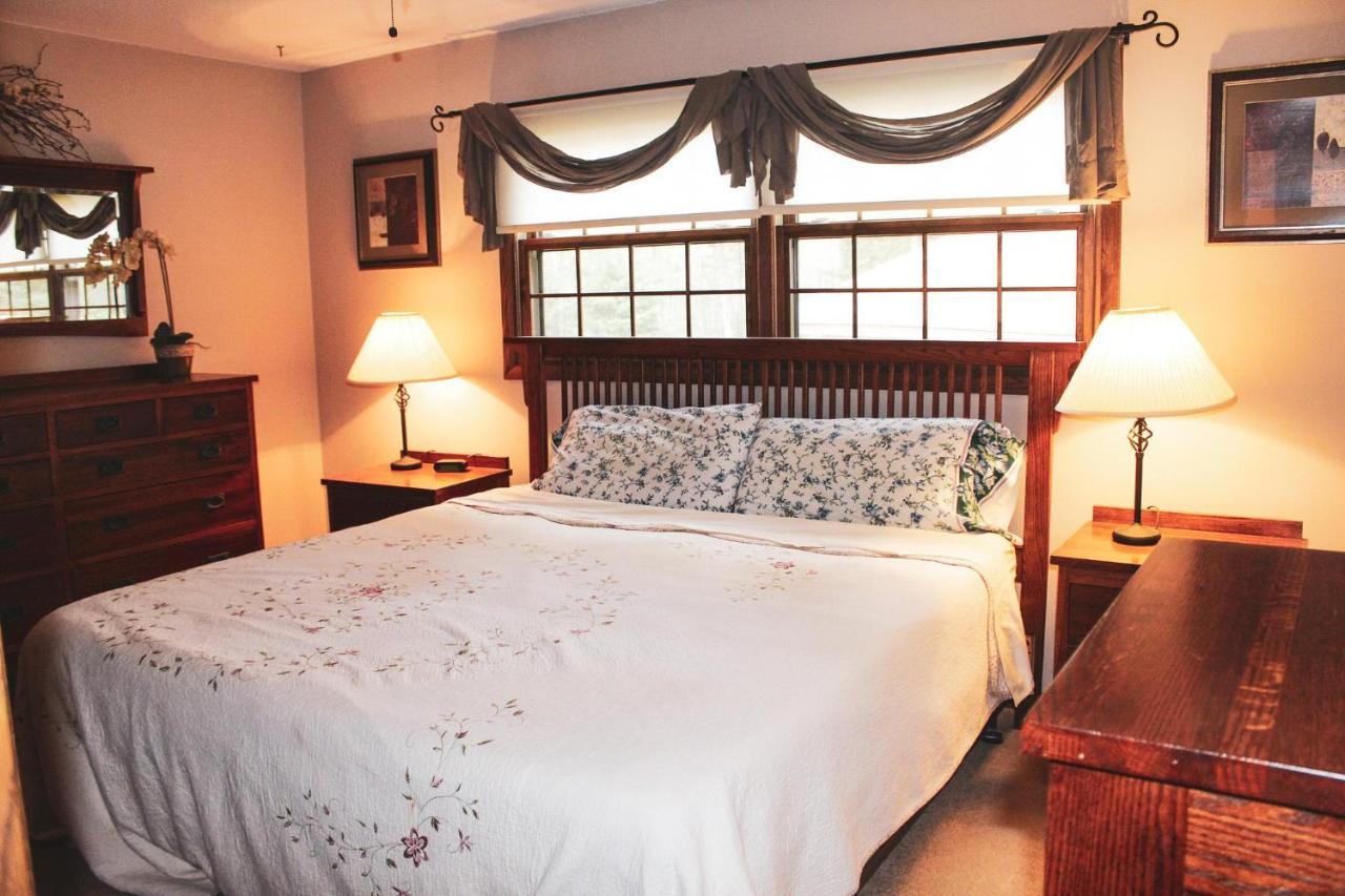 Crazy Loon Lodge Saint Germain Экстерьер фото